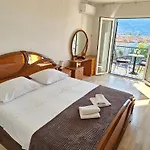 Apartman Sea & River Escape *