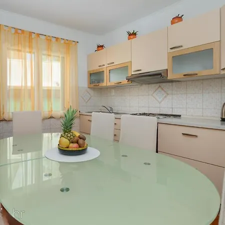 Sea & River Escape Apartment Omiš